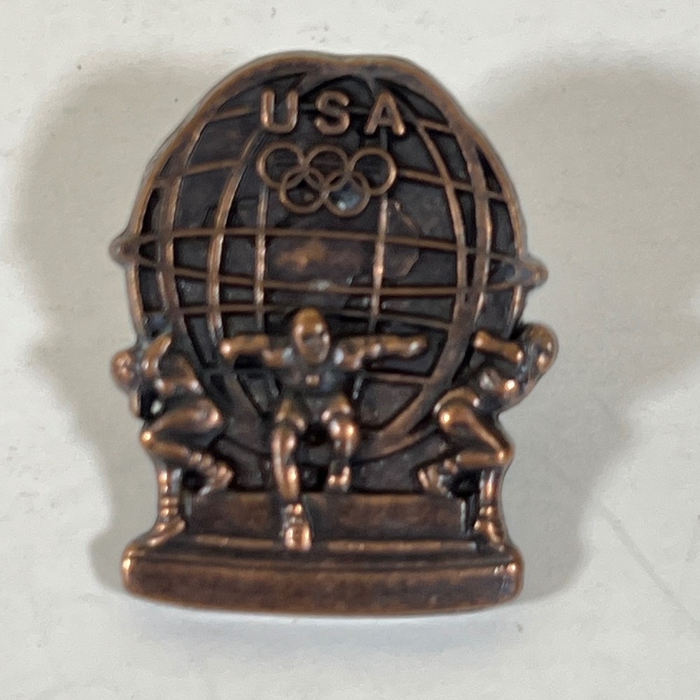 USA Olympics Pin‎ Lapel Weightlifting Team Sports Brooch Patriotic